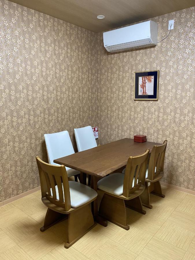 Wutong-40 Minutes Direct To Kansai Airport And 5 Minute Walk To Jr Or Subway Or Nankai Line And 1 Minute To Tsutenkaku The Landmark Of Osaka And Many Japanese Bistros Nearby Zewnętrze zdjęcie