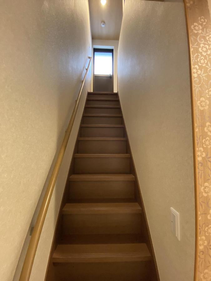 Wutong-40 Minutes Direct To Kansai Airport And 5 Minute Walk To Jr Or Subway Or Nankai Line And 1 Minute To Tsutenkaku The Landmark Of Osaka And Many Japanese Bistros Nearby Zewnętrze zdjęcie