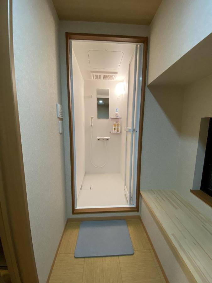 Wutong-40 Minutes Direct To Kansai Airport And 5 Minute Walk To Jr Or Subway Or Nankai Line And 1 Minute To Tsutenkaku The Landmark Of Osaka And Many Japanese Bistros Nearby Zewnętrze zdjęcie