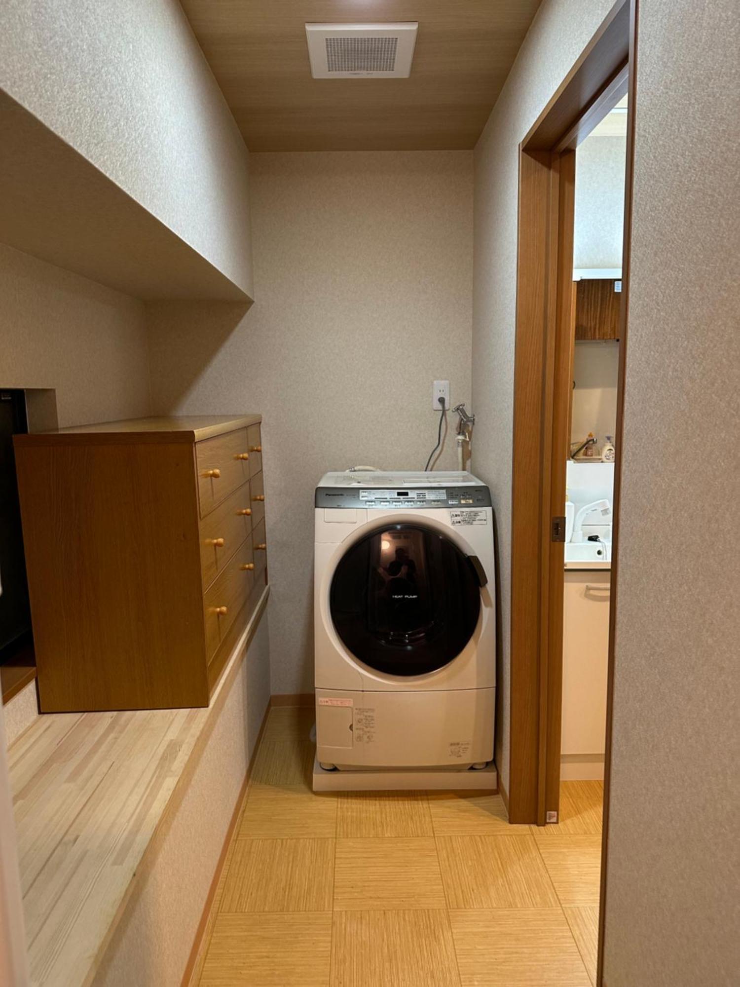Wutong-40 Minutes Direct To Kansai Airport And 5 Minute Walk To Jr Or Subway Or Nankai Line And 1 Minute To Tsutenkaku The Landmark Of Osaka And Many Japanese Bistros Nearby Zewnętrze zdjęcie